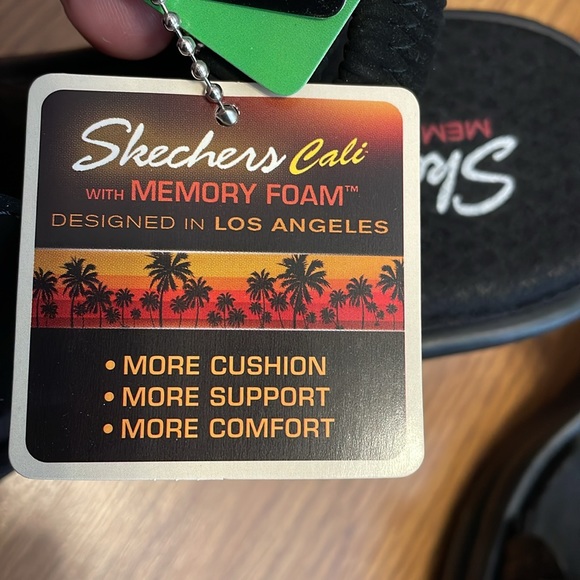 Skechers Cali Rumblers City Dash Slingback Wedge Sandals. Black. Size 9. NWT! - Picture 13 of 16